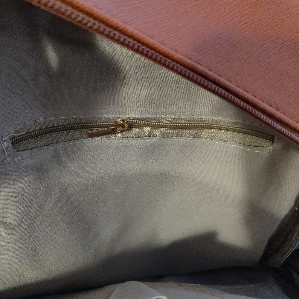 Cute spacious bag - Picture 2 of 9